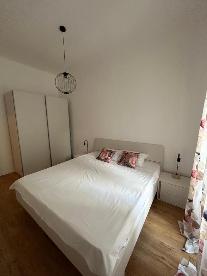 Nina & Lola Apartment Рийека Екстериор снимка